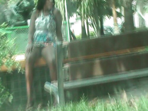 Одна, а потім друга  ...