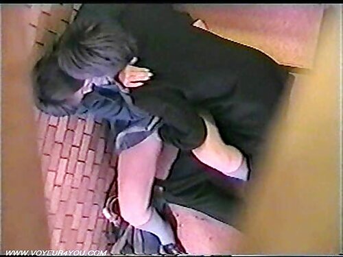 Менді Мьюз стрибатим ...