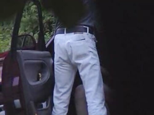 Молода гнучка красун ...