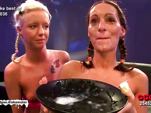 Хлопці довбають у се ...