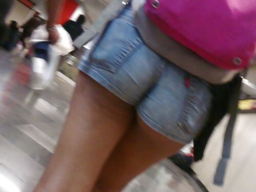 Хлопцю підігнали стр ...