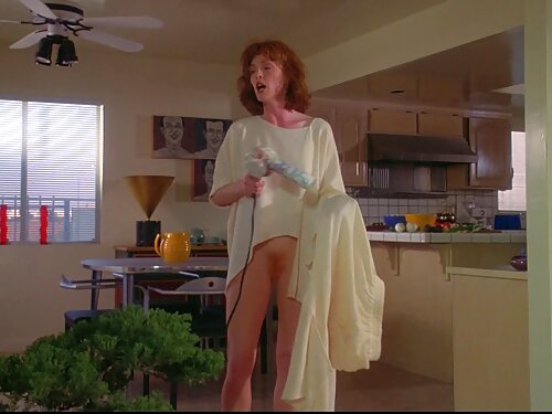 Молода шалава порно  ...