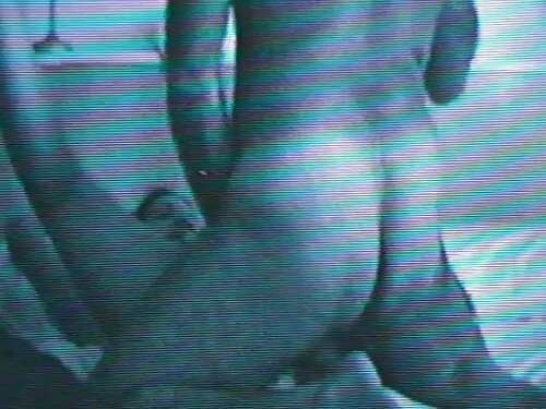 Масаж дівчині на шиї ...