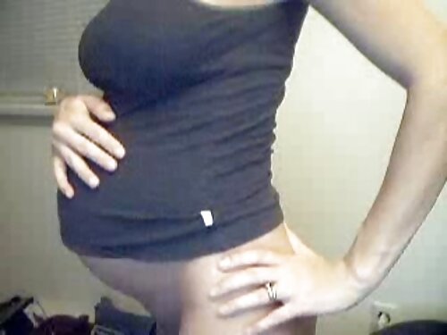 Молодий хлопець прим ...