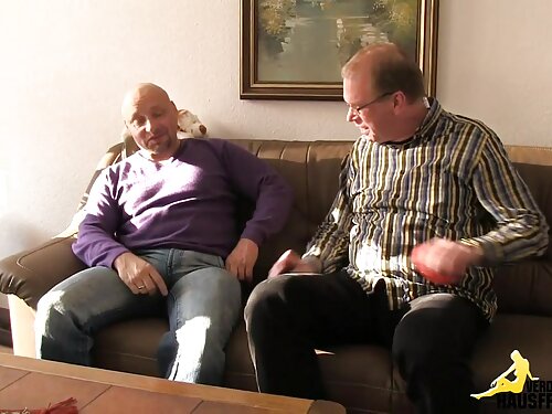 Чуйна сися кішечка я ...