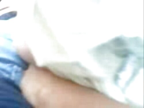 Мама смокче порно ві ...