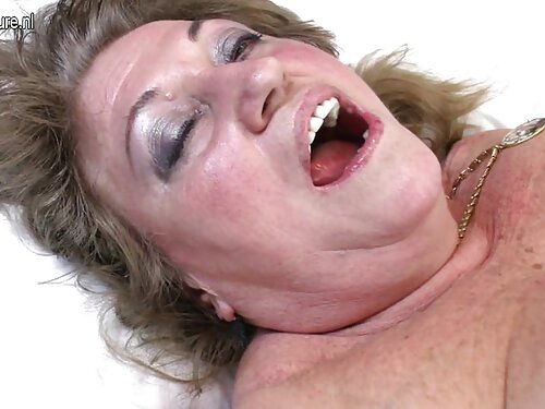 Молоді подруги секс  ...