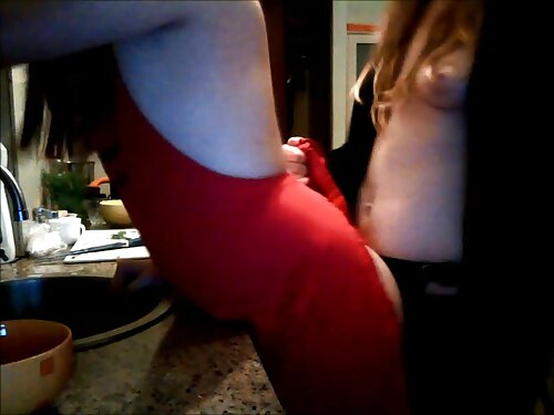 Чоловік використовує ...