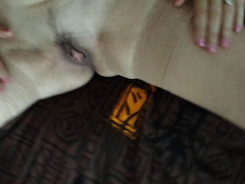 Неголений лобок зріл ...